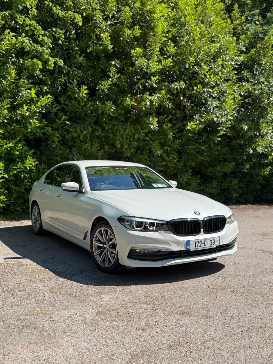 BMW 520D G30 - Image 1