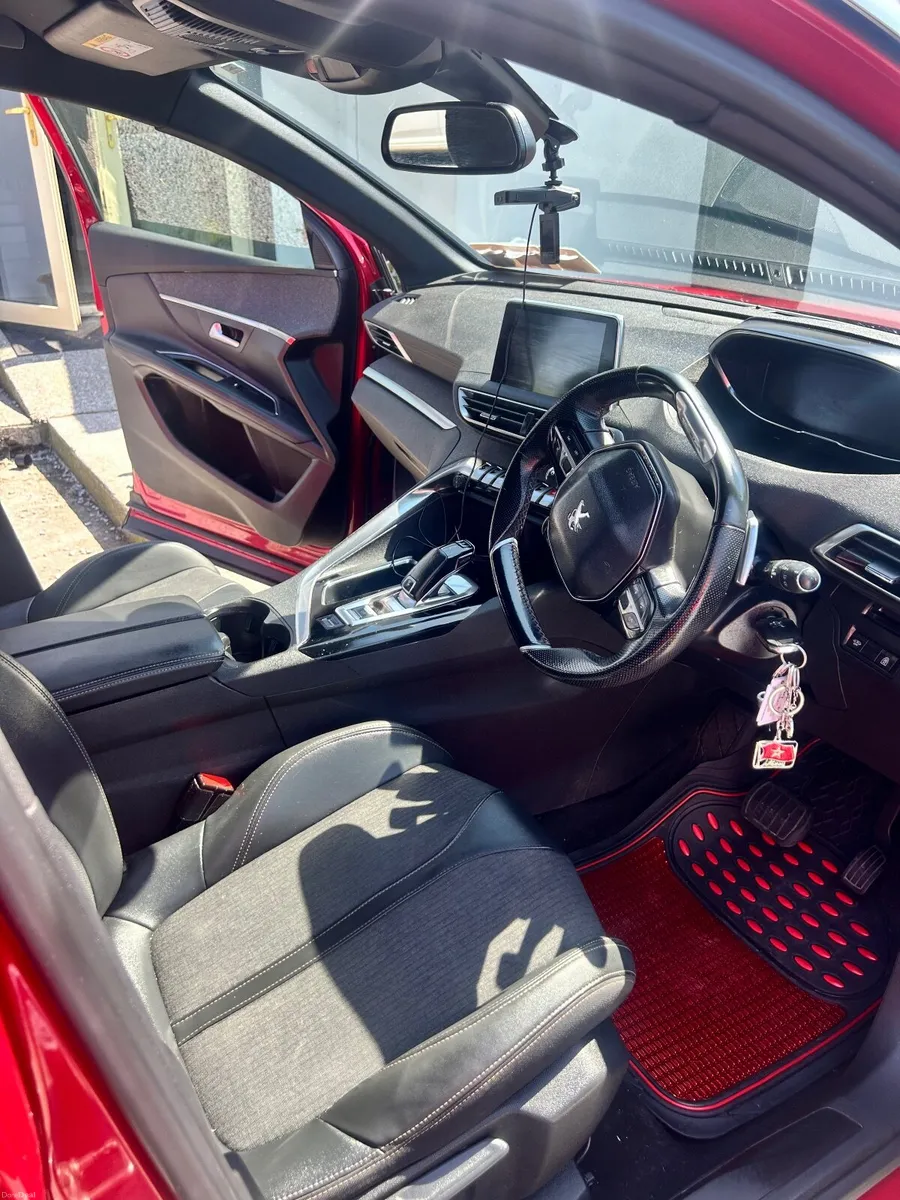 Peugeot 3008 2020 - Image 4