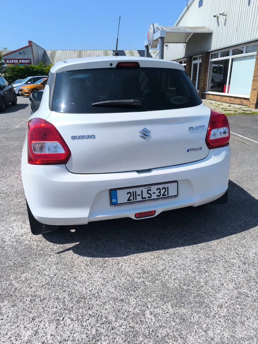 211 Suzuki Swift 1.2 Hybrid - Image 3
