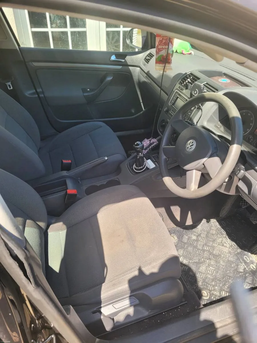 vw golf low kilometres - Image 3
