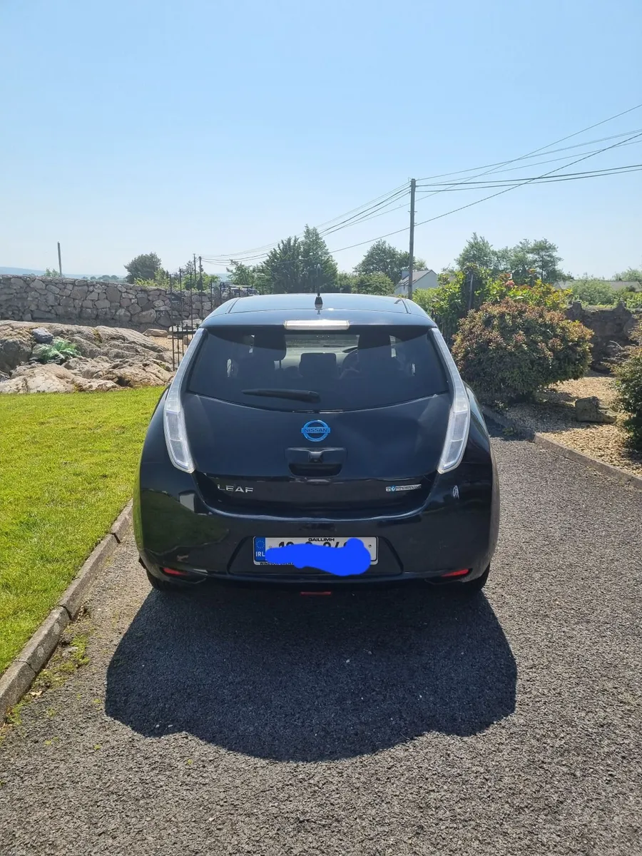Nissan Leaf 2012 - Image 2