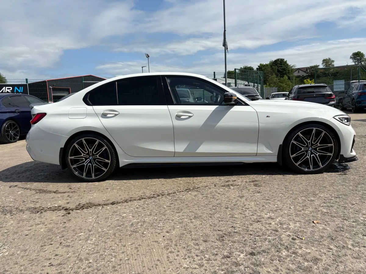 BMW 320D M SPORT PRO - Image 4