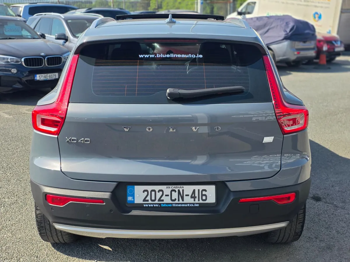 Volvo XC40 Inscription PHEV Top Spec (202) - Image 4