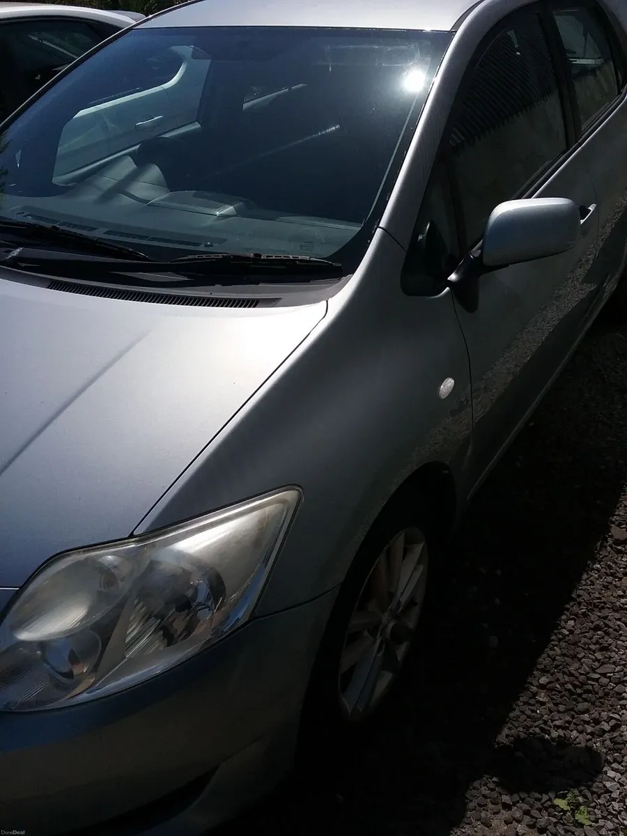 Toyota Auris 2009 - Image 3