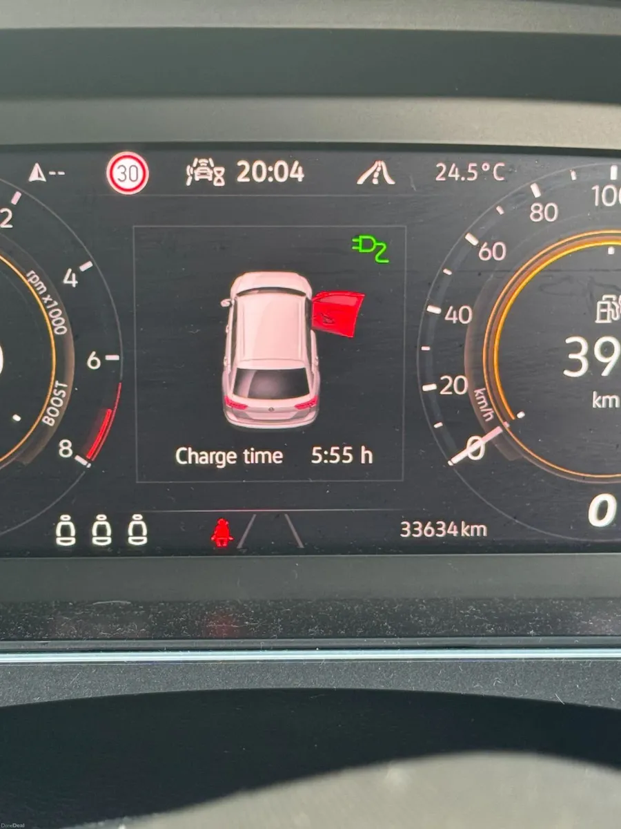 Volkswagen Tiguan R-Line Plug-In Hybrid - Image 2
