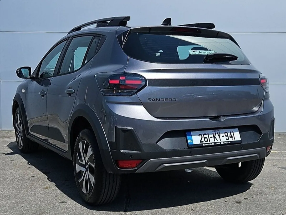 Dacia Sandero Stepway STEPWAY Essential TCe 110 E0 - Image 4