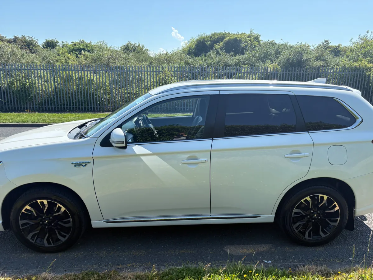 Outlander Brand new NCT and serviced - Image 4
