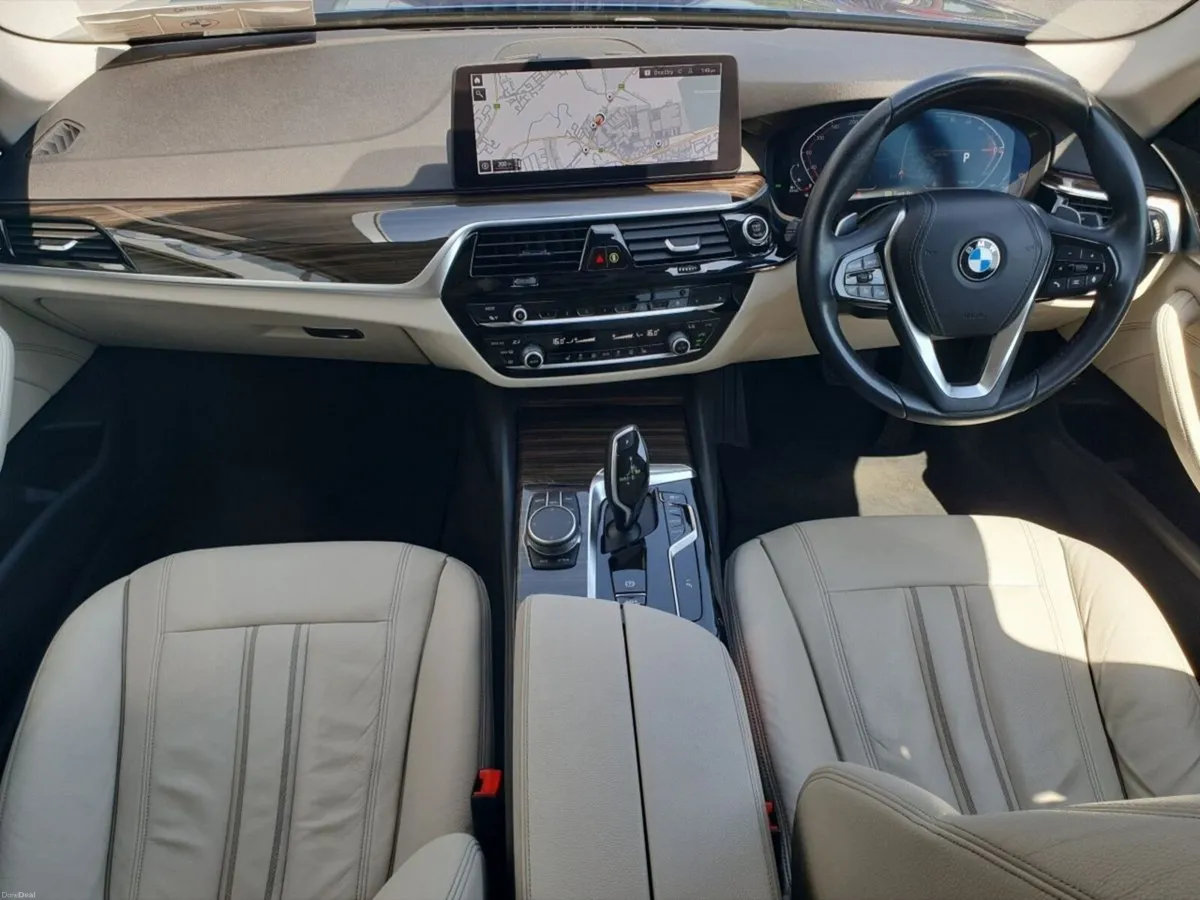 BMW 5-Series 520d SE - Image 4