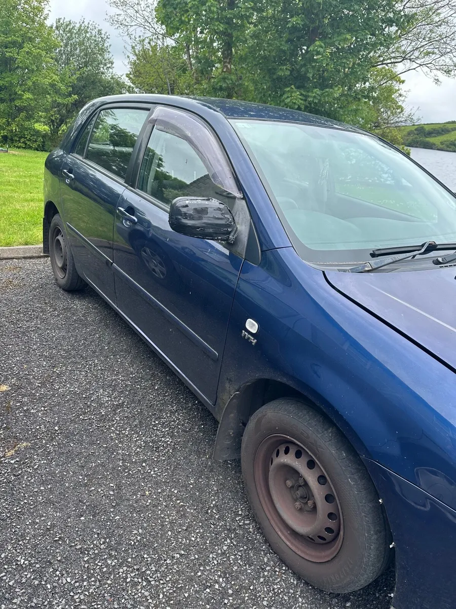 Toyota Corolla 2004 - Image 3
