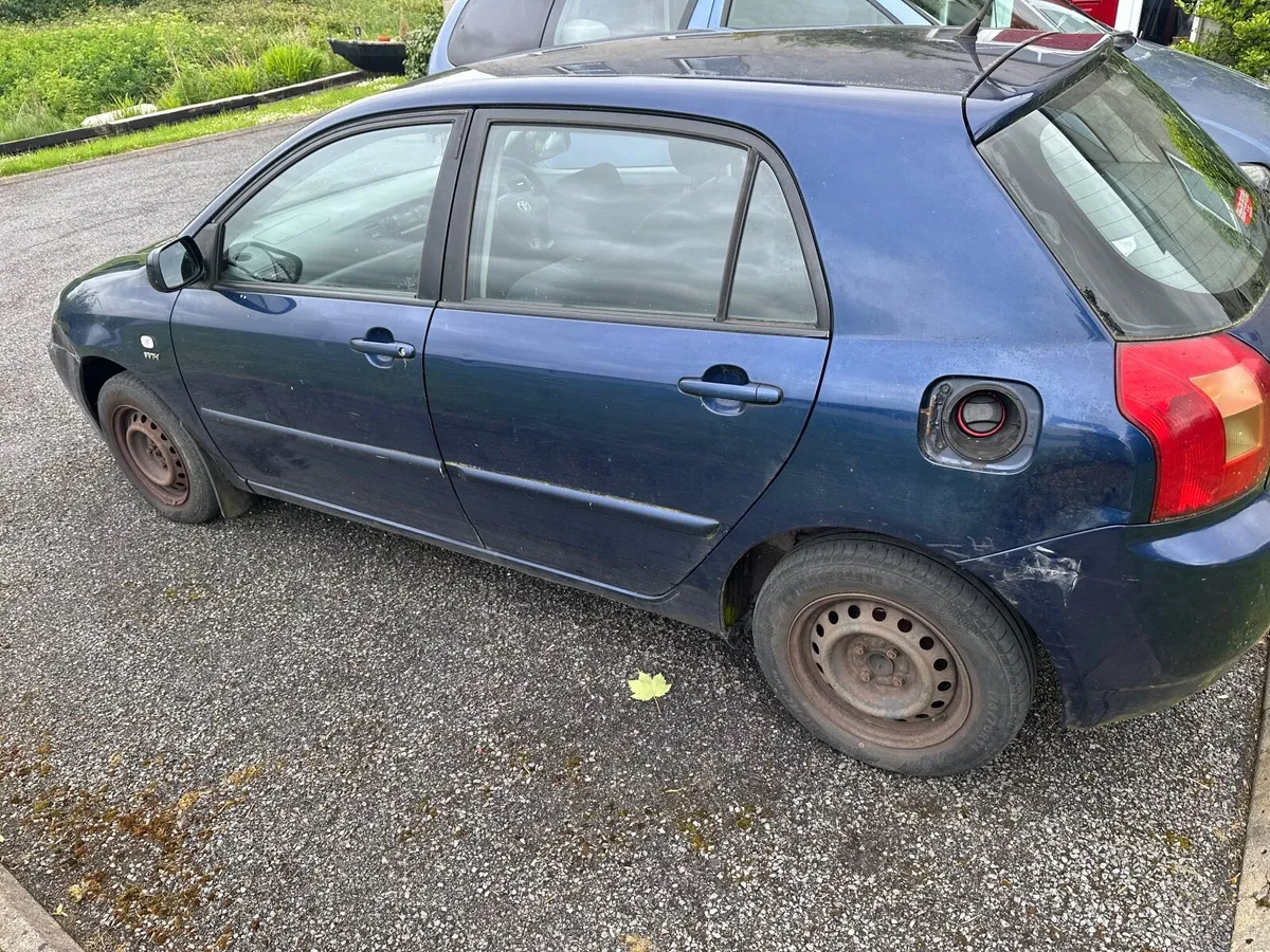 Toyota Corolla 2004 - Image 4