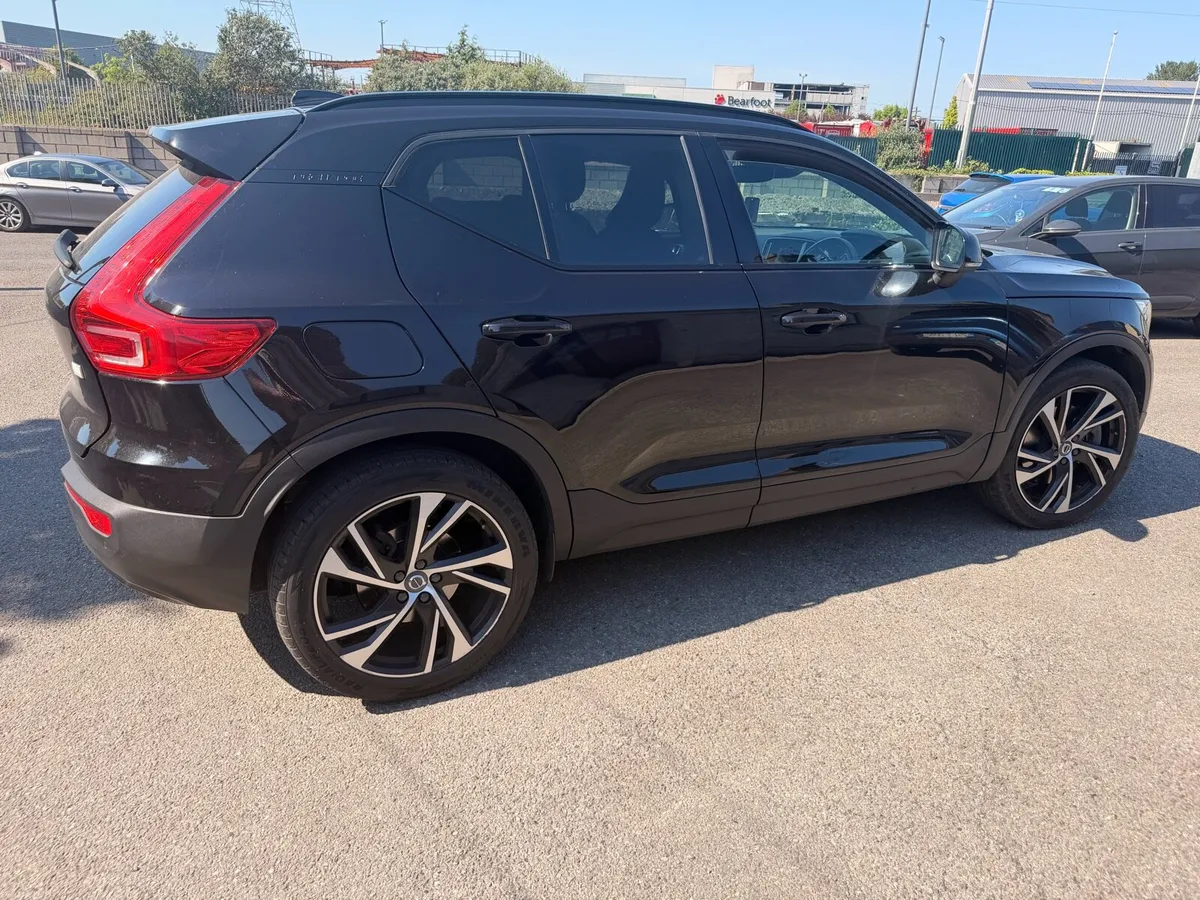 Volvo XC40 T5 Recharge - Image 3
