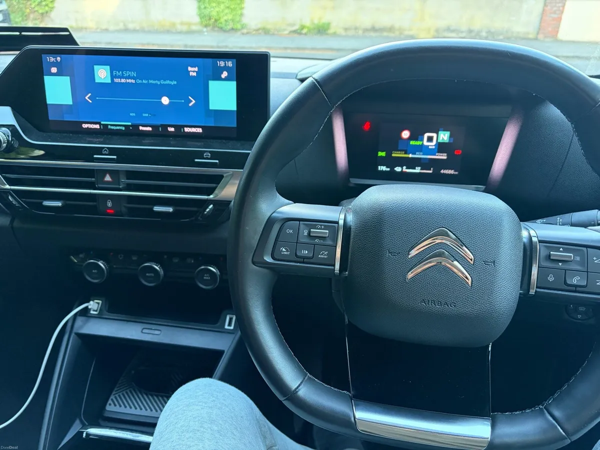 Citroen e-C4 Shine Plus 50kWh Auto - Top Spec EV - Image 6