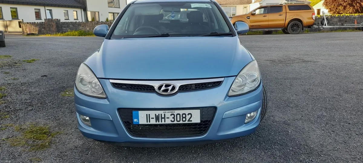 Hyundai i30 2011 - Image 1
