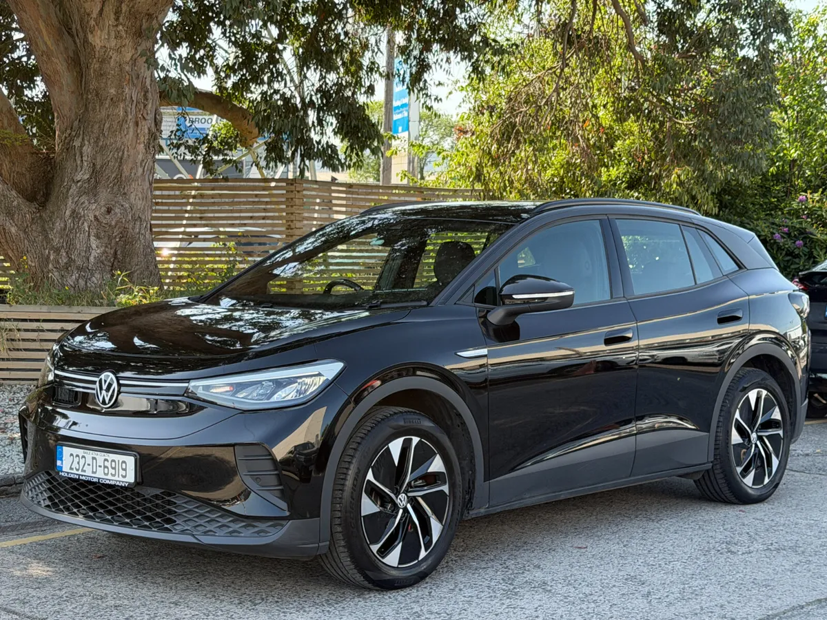2023 Volkswagen ID.4 PURE. 52KWH. 2 KEYS - Image 3