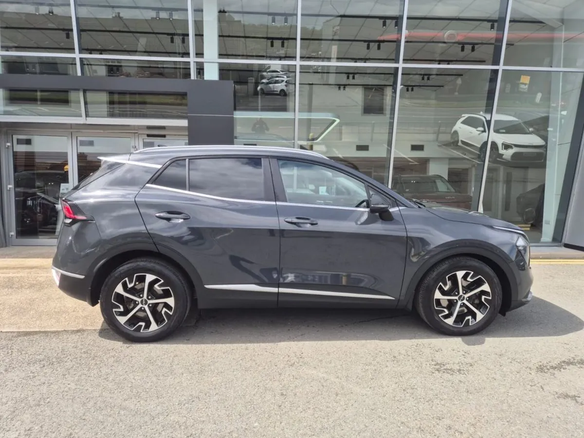 Kia Sportage K3 SEM 1.6 DIESEL 5DR - Image 3