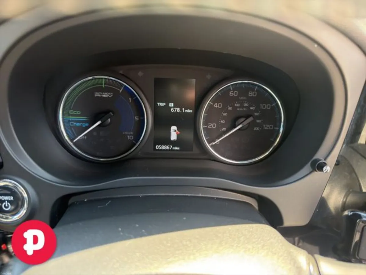 Mitsubishi Outlander 2.4 Dynam Phev 5DR Auto - Str - Image 4