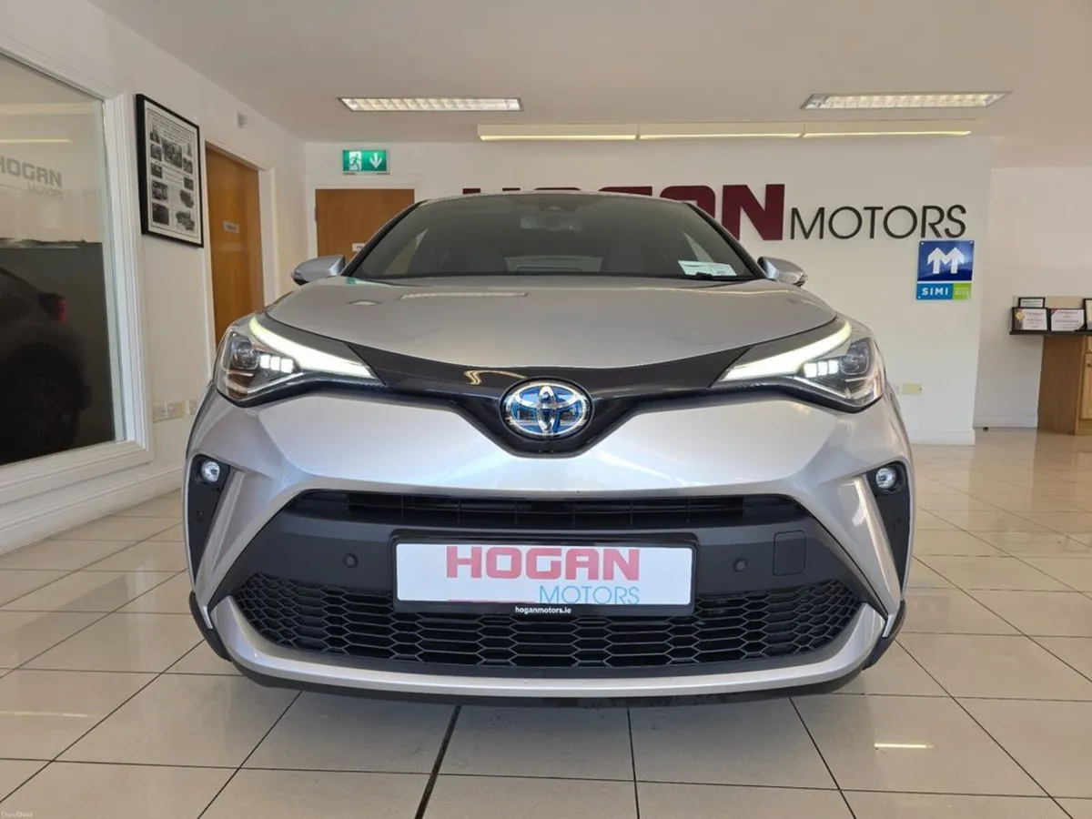 Toyota C-HR Hybrid SOL Automatic * Best Spec * - Image 2