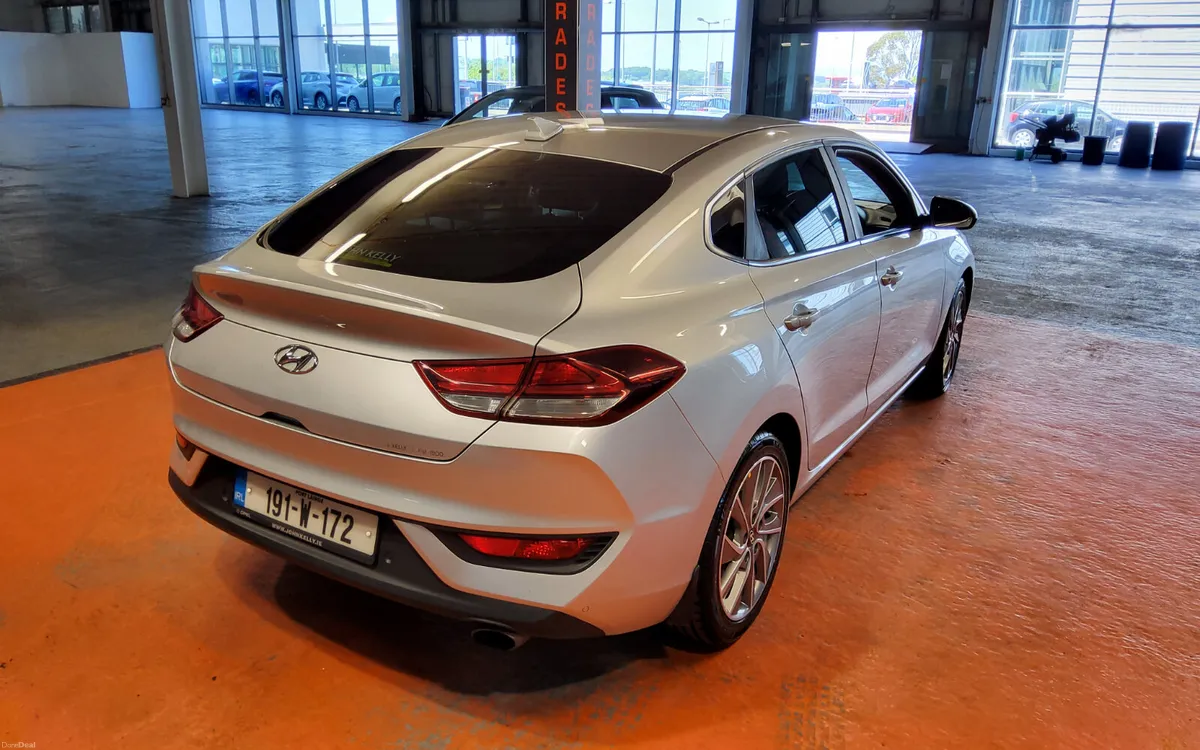 Hyundai i30 2019 - Image 4