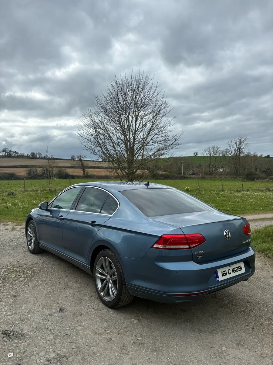 Volkswagen Passat 2016 - Image 3