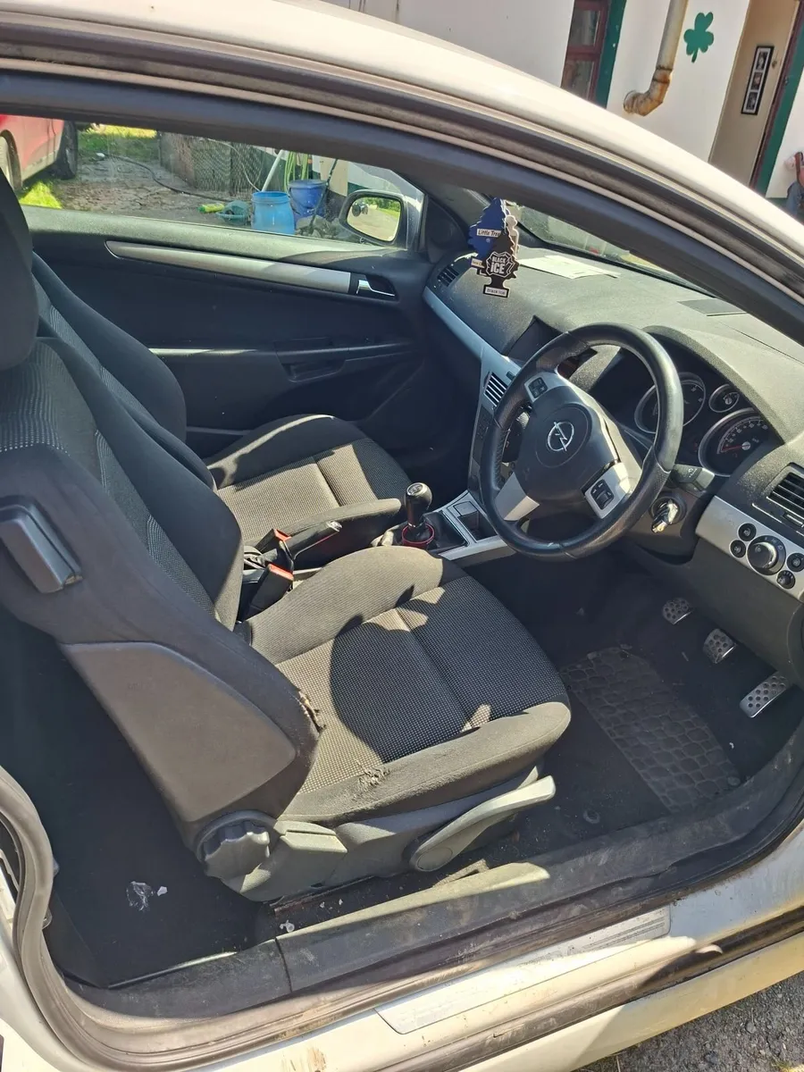 Opel Astra 2008 - Image 3