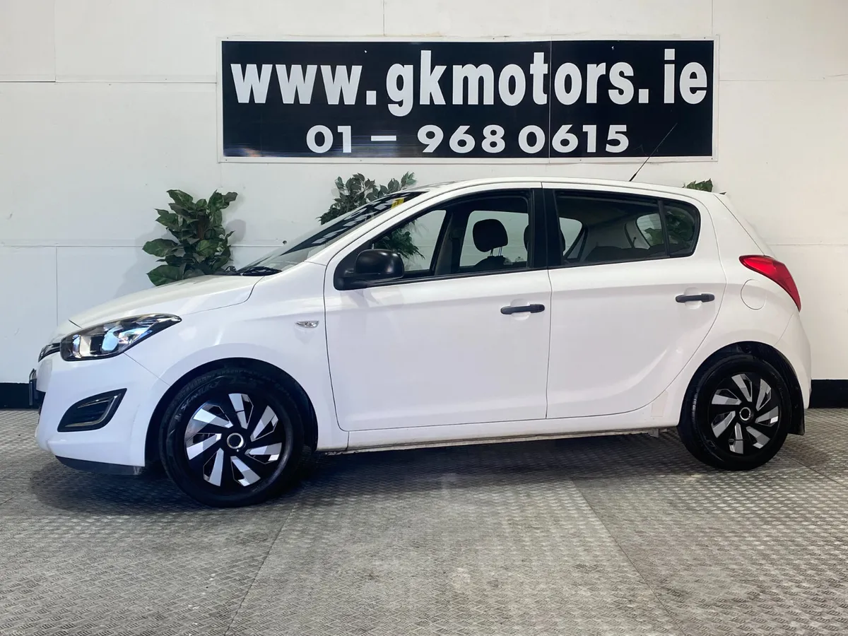 Hyundai i20 2012///VERY LOW MILEAGE//// - Image 2