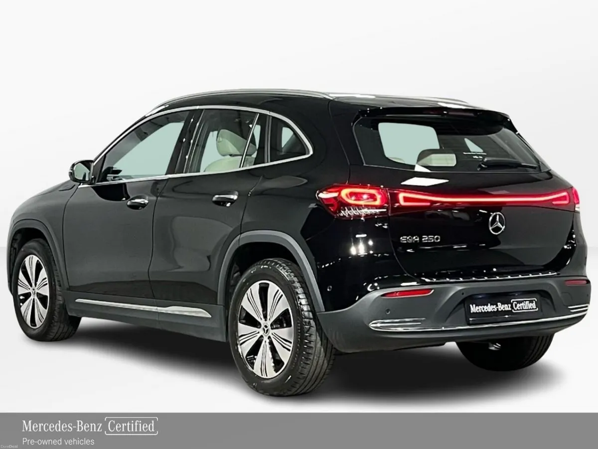 Mercedes-Benz EQA 250 Progressive - 18 Inch Alloys - Image 4