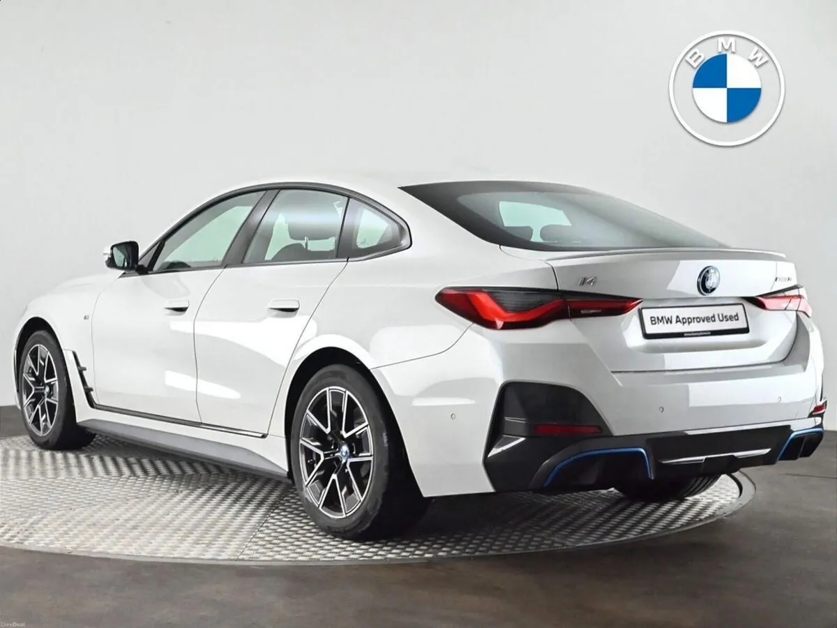 BMW i4 eDrive35 M Sport - Image 2