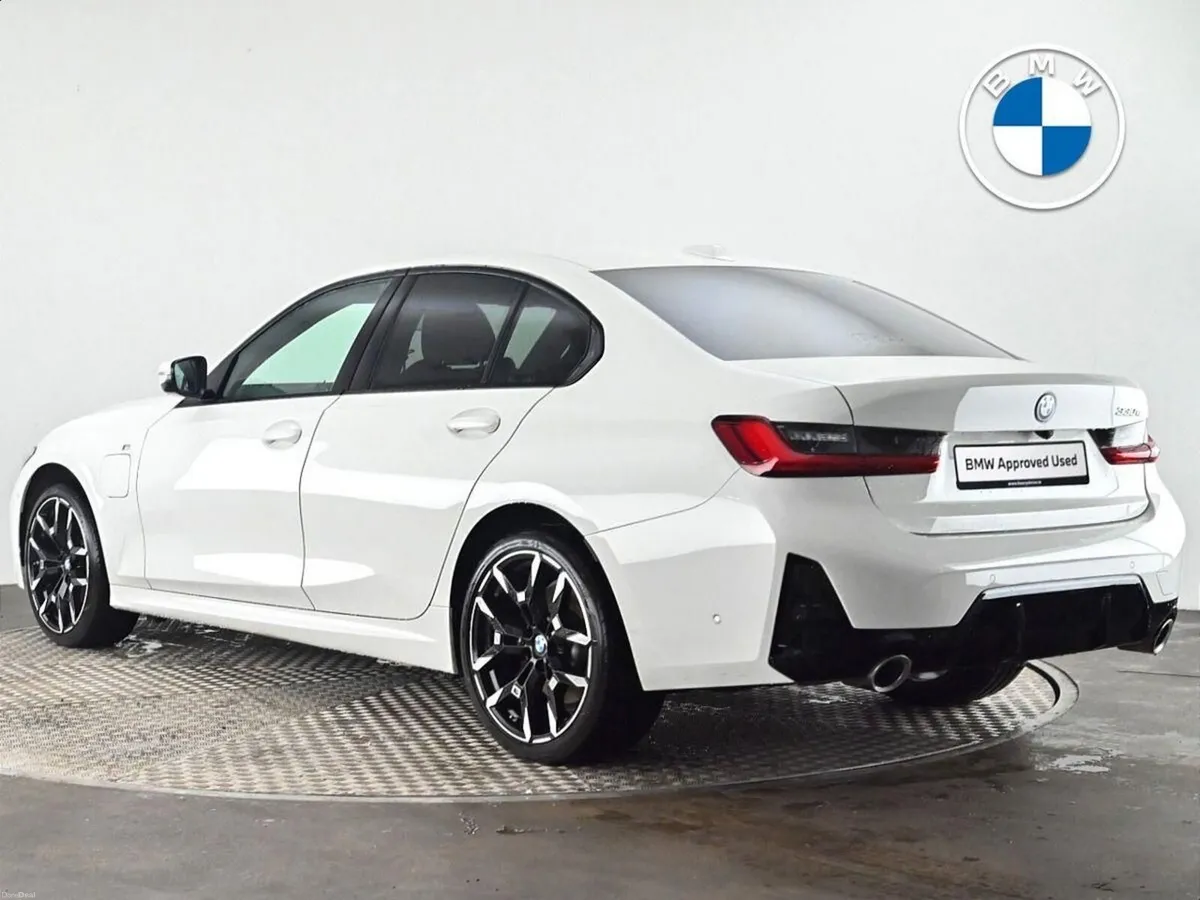 BMW 3-Series 330e M Sport Saloon - Image 2