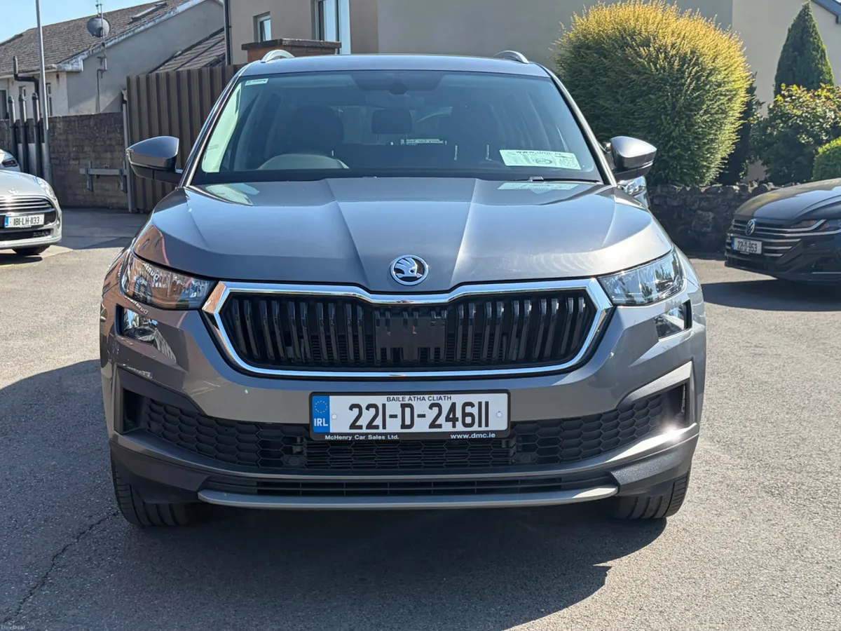 221 Skoda Kodiaq DSG 7 Seat AMB *Low Kils* - Image 2
