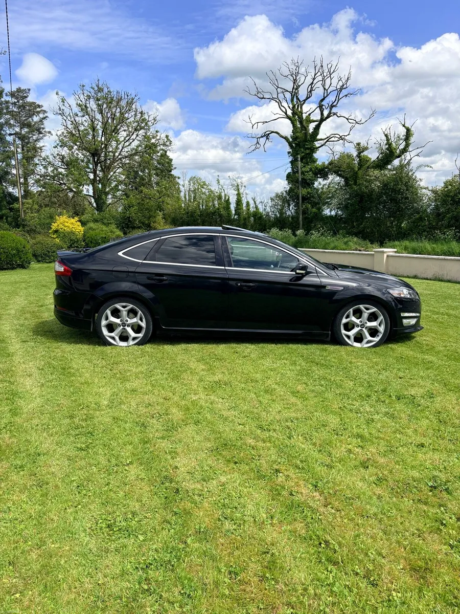 Car - Image 3