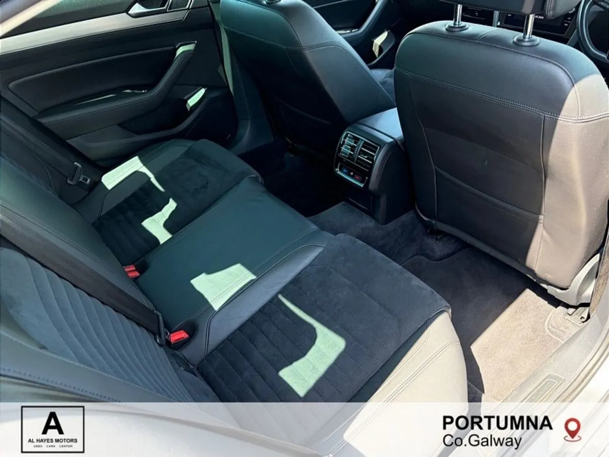 Volkswagen Passat AUTOMATIC HIGHLINE 1.6 TDI 120HP - Image 4