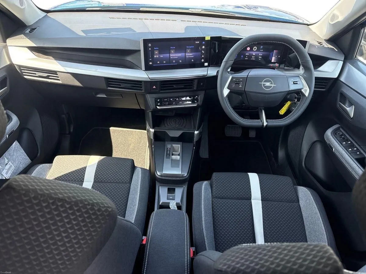 Opel Frontera Hybrid GS 1.2 136hp automatic 7 Seat - Image 2