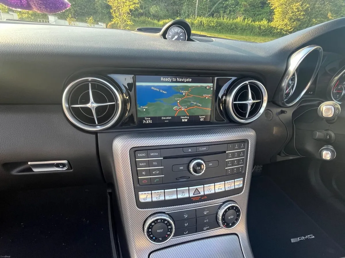 Mercedes-Benz SLC  43  AMG 2016 - Image 3