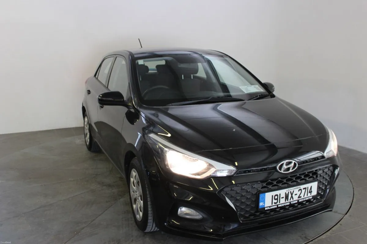Hyundai i20 1.2 Classic - Image 1