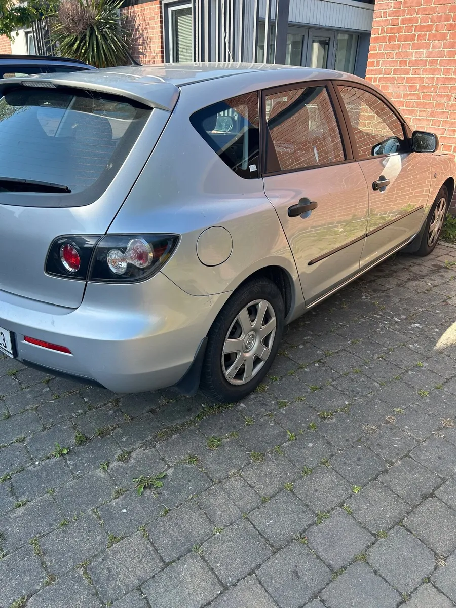 Mazda Mazda3 2009 - Image 3