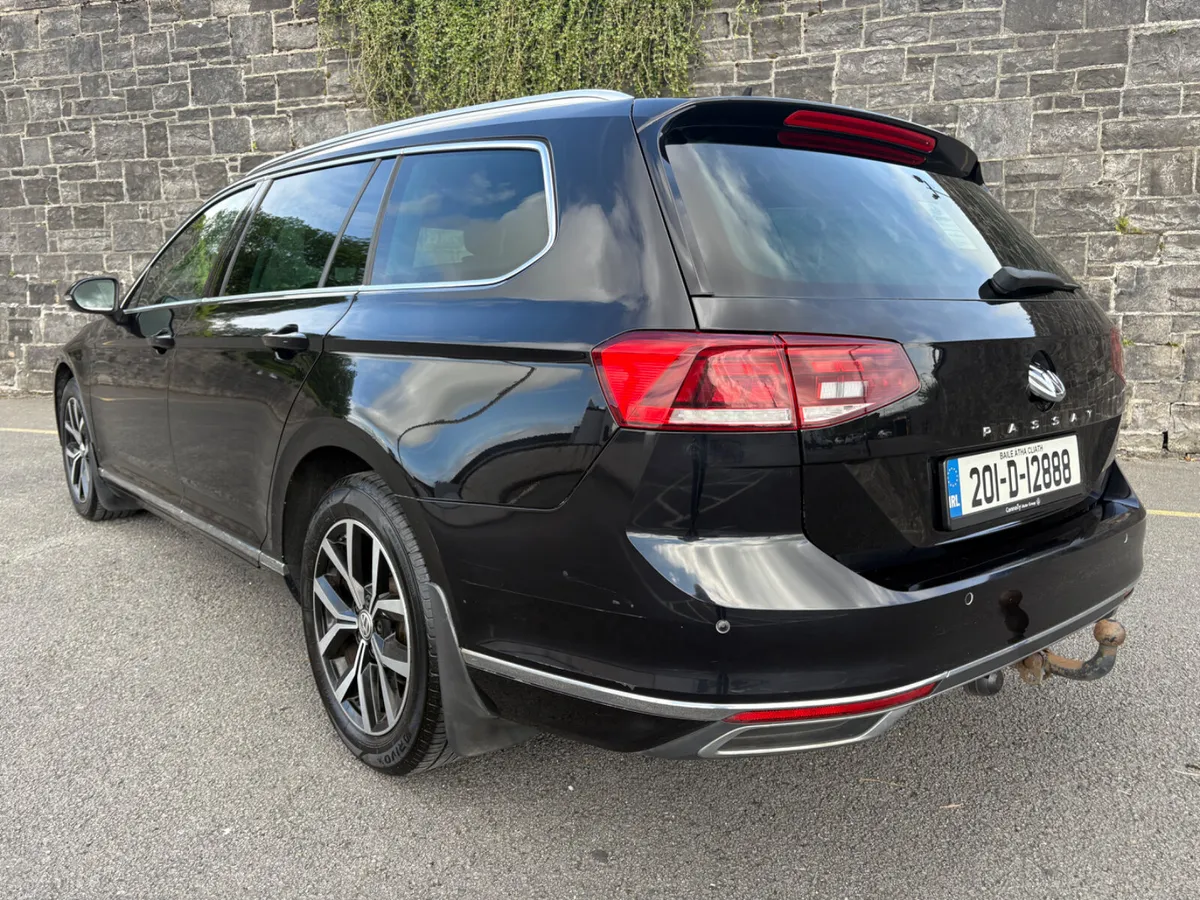 VW PASSAT Elegance! 2.0 TDI 150 BHP ! Super car!! - Image 2