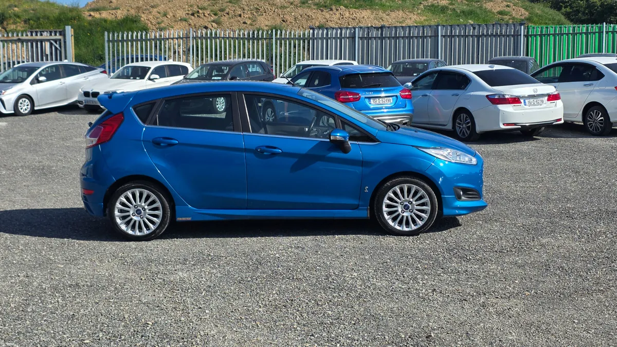 2016 Ford Fiesta 1.0L petrol Auto - Image 3