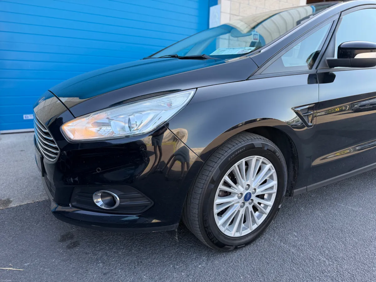 Ford S-Max 171 Zetec S - Image 4