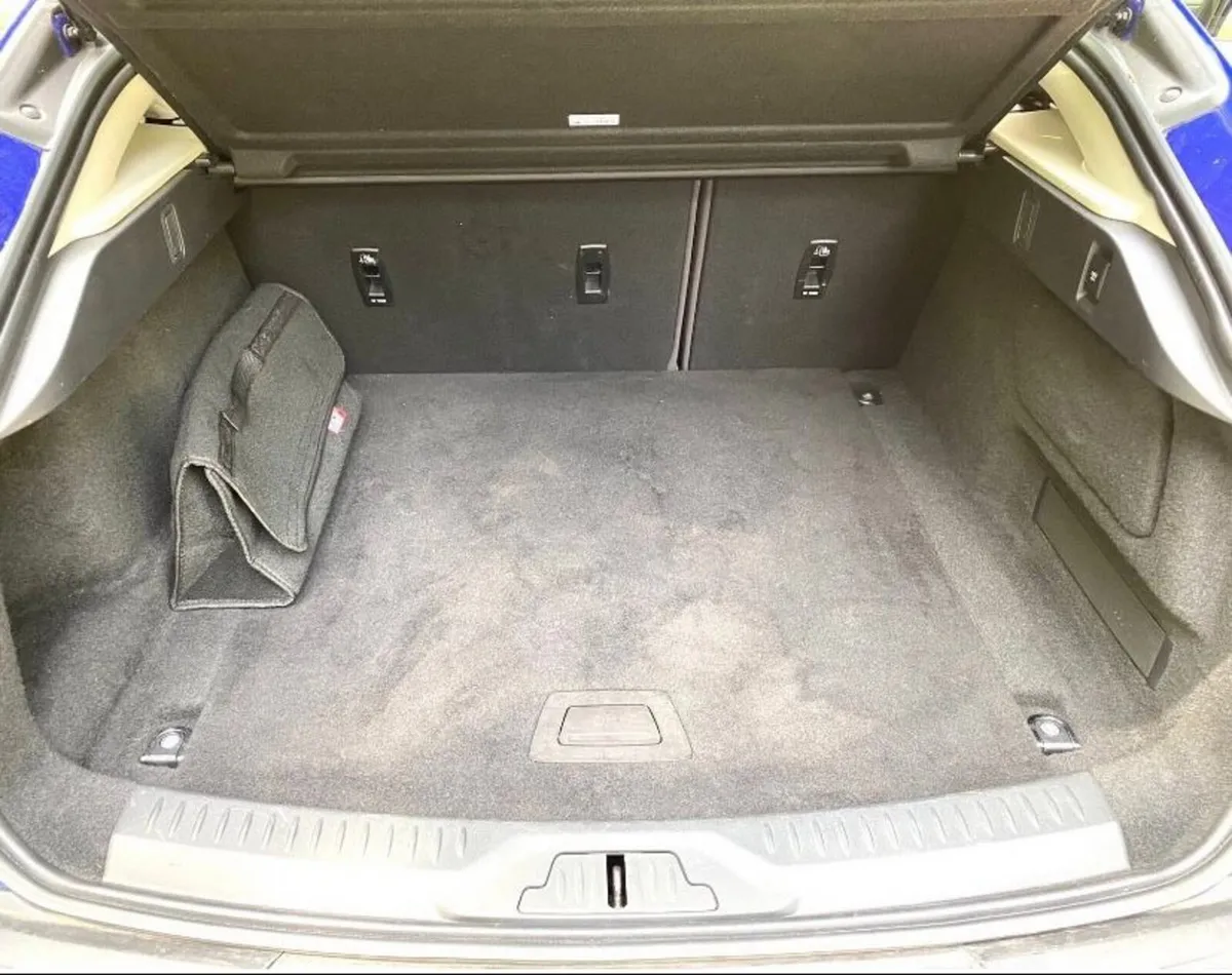 2019 Jaguar I-Pace EV400 - Image 5
