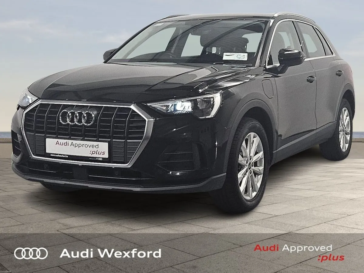 Audi Q3 45 TFSI E S Tronic SE 245HP  €77p/w - Image 4