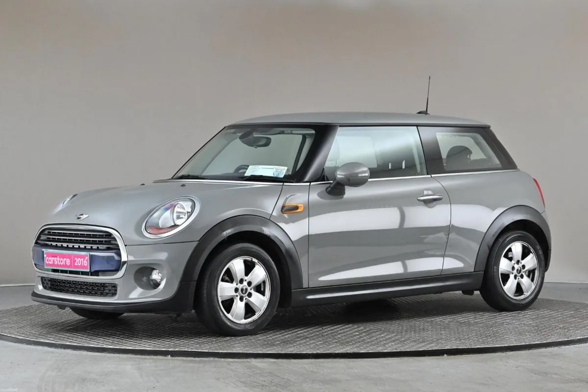 Mini Cooper 1.5 6SPD 3DR - Image 4