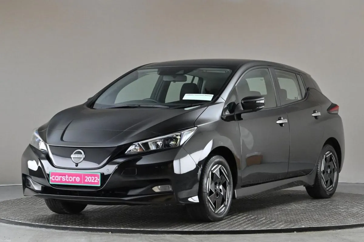 Nissan Leaf EV ACENTA 40KW 150BHP **360 PAN CAM**P - Image 3