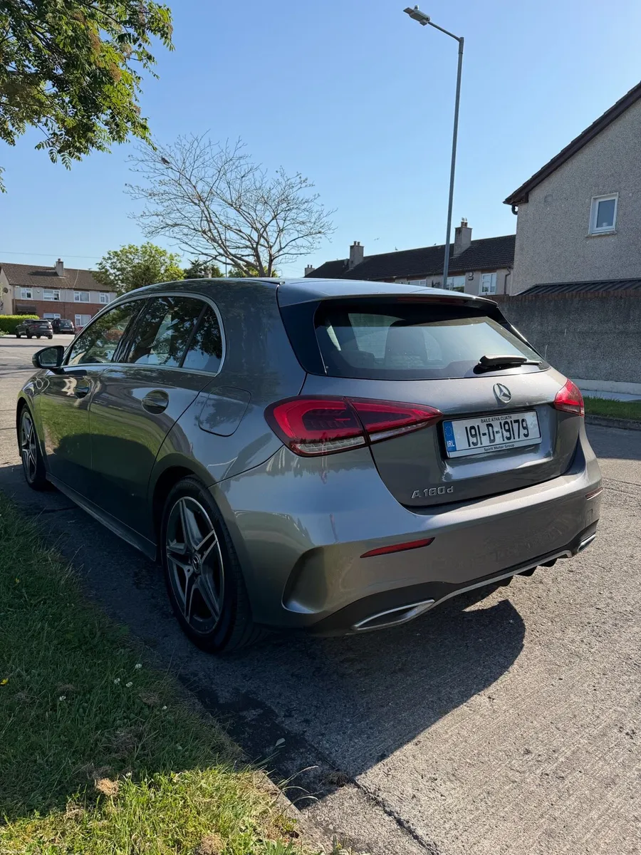 Mercedes 180D AMG line - Image 3