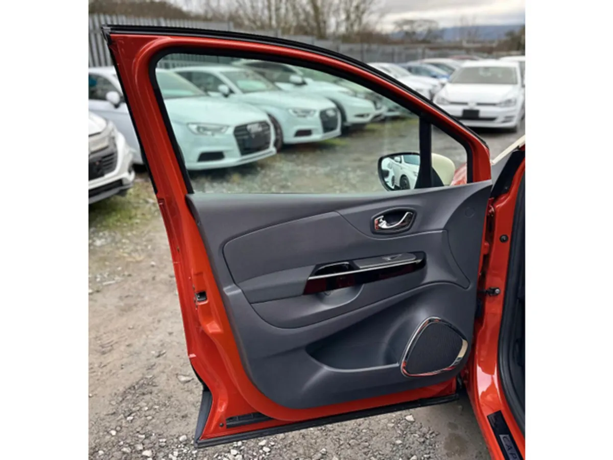 Renault Captur 1.2 Automatic Petrol - 3 Month Warr - Image 4