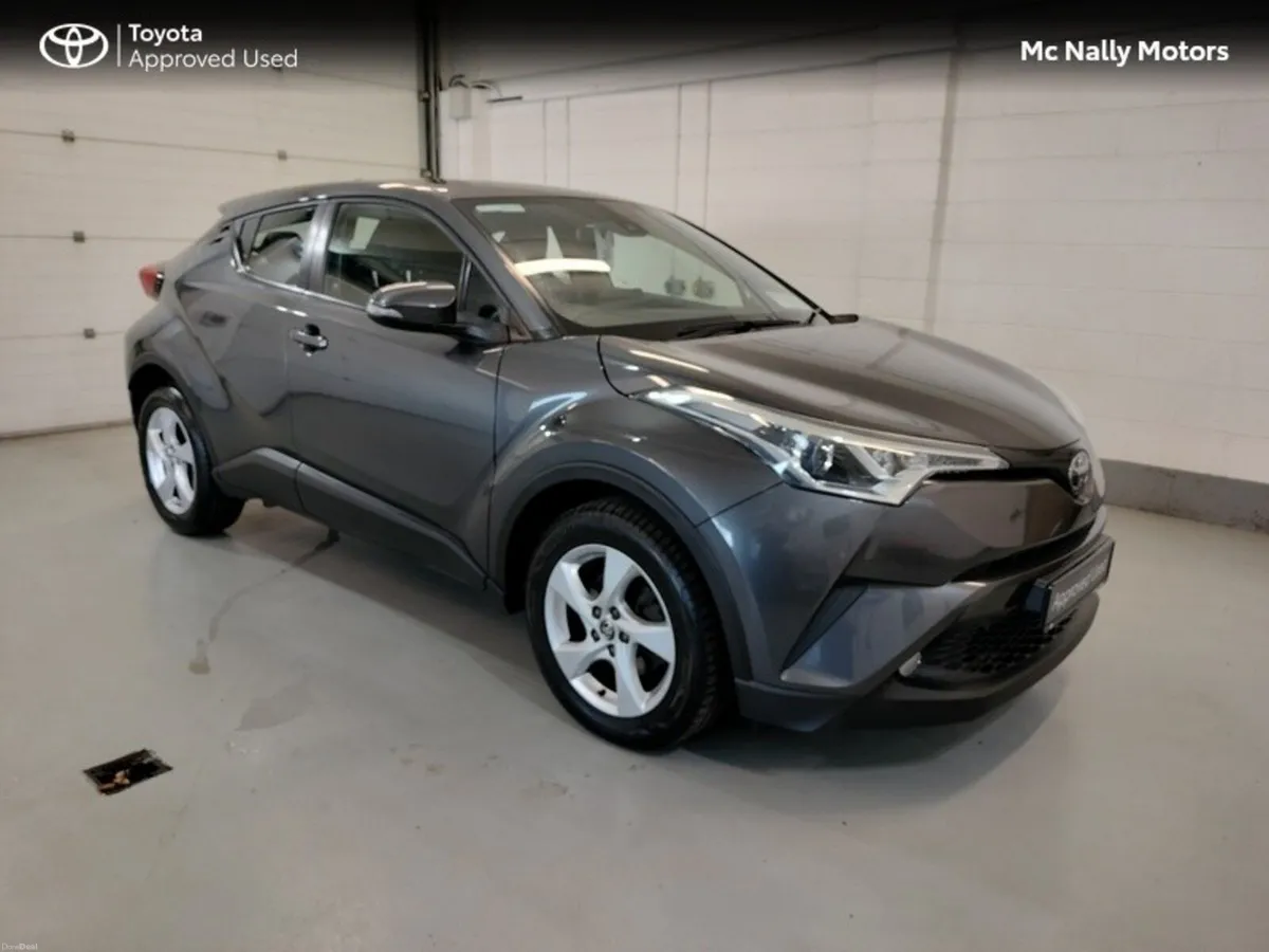 Toyota C-HR 1.2T LUNA PETROL MANUAL LOW KMS - Image 1