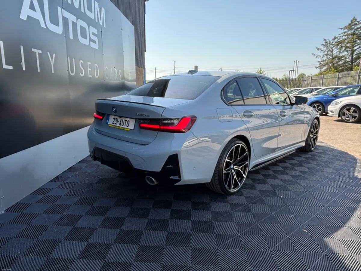 BMW 3-Series BMW 330e individual M-sport plug in h - Image 2