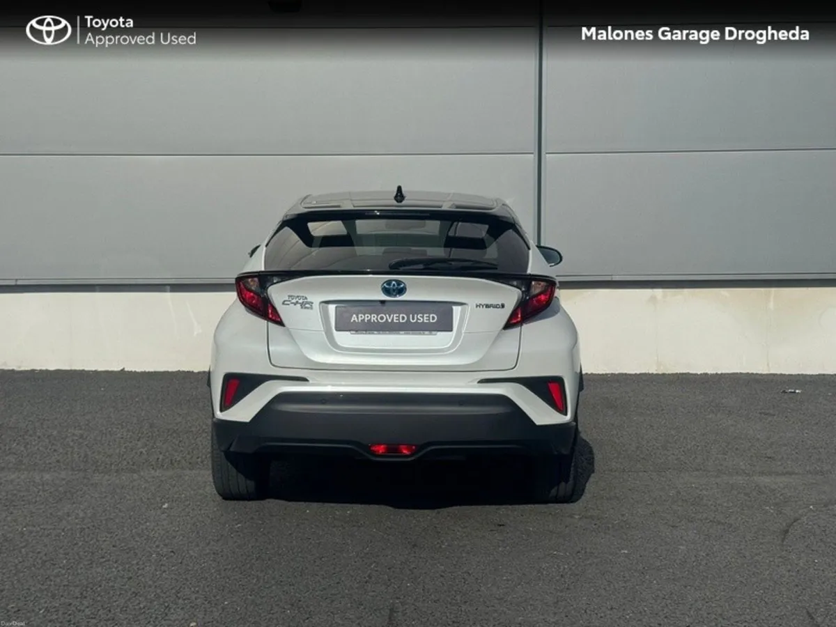 Toyota C-HR 1.8 Hybrid Sport BiTone Call Now 041 9 - Image 5
