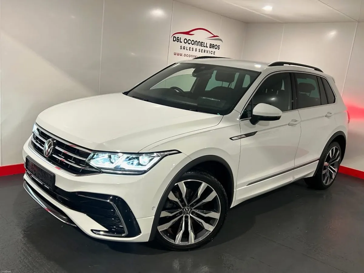 Volkswagen Tiguan R-LINE 2.0 TDI MANUAL 6SPEED FWD - Image 2