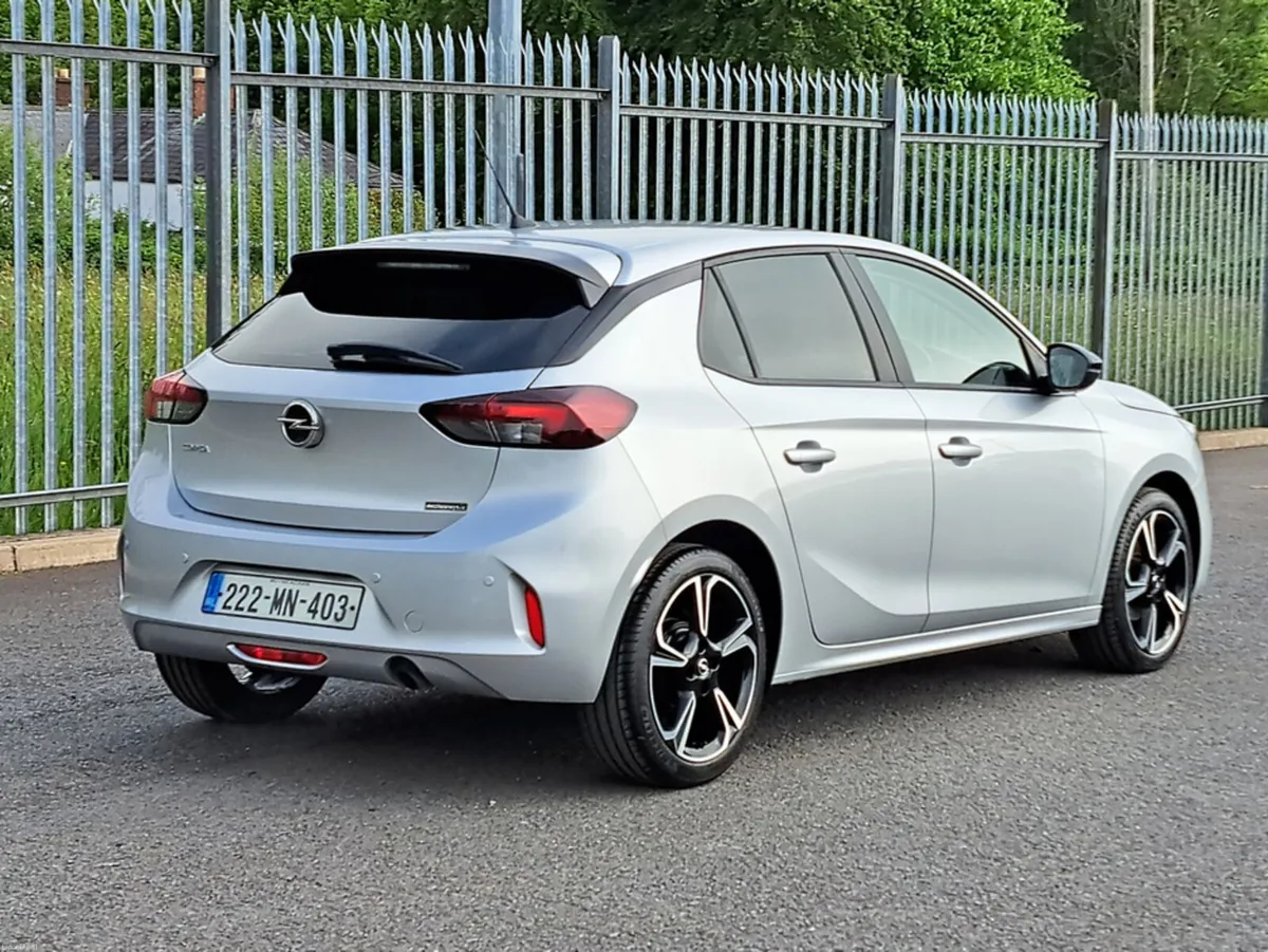 Opel Corsa SC 1.2 75BHP **18" ALLOY WHEELS** - Image 4