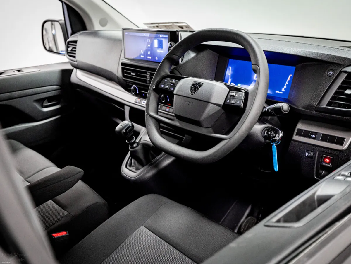 Peugeot Expert Pro Premium 1.5 Diesel 120HP - LWB - Image 2